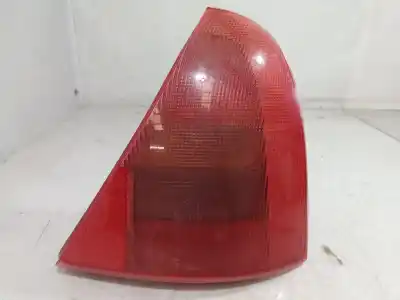 Second-hand car spare part right tailgate light for renault clio ii fase i (b/cbo) 1.9 d alize oem iam references 7700410518