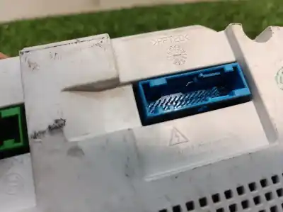 Pezzo di ricambio per auto di seconda mano pannello degli strumenti per volkswagen phaeton (3d2/3d8) 3.2 v6 24v riferimenti oem iam 0263619202 3d0920881r 0263619202 Pezzo di ricambio per auto di seconda mano pannello degli strumenti per volkswagen phaeton (3d2/3d8) 3.2 v6 24v riferimenti oem iam 0263619202 3d0920881r 0263619202