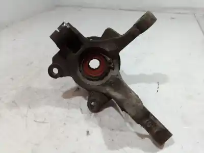 Second-hand car spare part front left knuckle for renault clio iii authentique oem iam references   