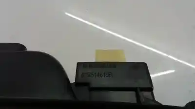 Peça sobressalente para automóvel em segunda mão botão / interruptor elevador vidro traseiro esquerdo por renault captur helly hansen referências oem iam   