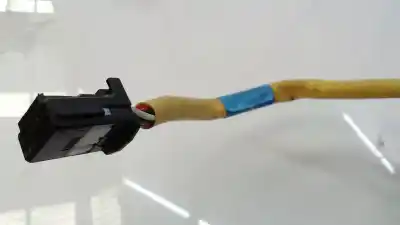 Peça sobressalente para automóvel em segunda mão espelho retrovisor direito por renault captur helly hansen referências oem iam   