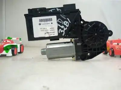 Recambio de automóvil de segunda mano de motor elevalunas trasero derecho para volkswagen touareg (7la) 2.5 tdi referencias oem iam 7l0959704