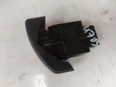 Second-hand car spare part hazard warning lights for opel corsa c sri oem iam references 9164141 9164141 9164141