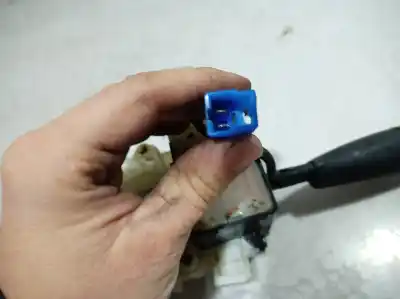 Pezzo di ricambio per auto di seconda mano comando multifunzione per nissan note (e11e) acenta riferimenti oem iam   