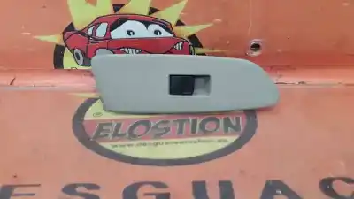 Peça sobressalente para automóvel em segunda mão BOTÃO / INTERRUPTOR ELEVADOR VIDRO DIANTEIRO DIREITO por TOYOTA AURIS  Referências OEM IAM 7423102530  