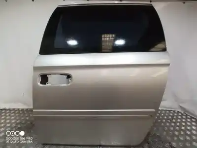 Автозапчасти б/у левая сдвижная боковая дверь за chrysler voyager (rg) motor 2.8 ltr. - 110 kw crd cat ссылки oem iam 