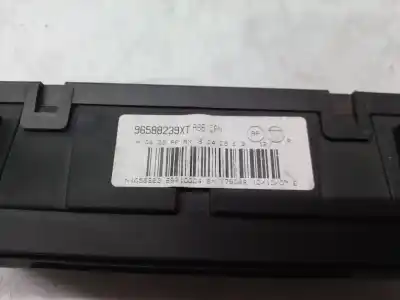 Peça sobressalente para automóvel em segunda mão comando de sofagem (chauffage / ar condicionado) por citroen c3 1.4 referências oem iam 96588239xt 96588239 96588239