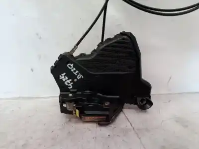 Second-hand car spare part left front door lock for toyota corolla (_e12_) 1.4 d (nde120_) oem iam references 