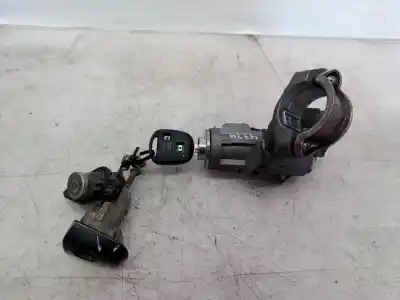 Second-hand car spare part ignition switch for toyota corolla (_e12_) 1.4 d (nde120_) oem iam references 45020024