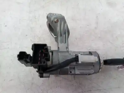 Second-hand car spare part ignition switch for toyota corolla (_e12_) 1.4 d (nde120_) oem iam references 45020024 45020024 45020024