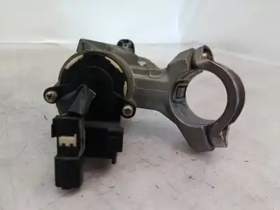 Second-hand car spare part ignition switch for toyota corolla (_e12_) 1.4 d (nde120_) oem iam references 45020024 45020024 45020024