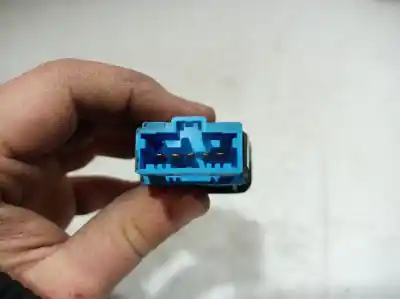 Second-hand car spare part switch for honda cr-v (rd8) es oem iam references   