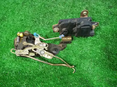 Second-hand car spare part left front door lock for kia joice 2.0 ls oem iam references   