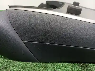 Second-hand car spare part center console for bmw serie 1 berlina (e81/e87) 118d oem iam references 51167078564 7143597 51167078564