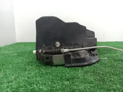 Second-hand car spare part left front door lock for bmw serie 1 berlina (e81/e87) 118d oem iam references 7167077