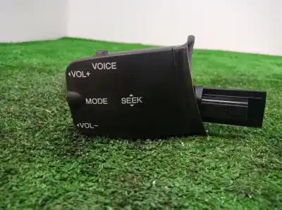 Peça sobressalente para automóvel em segunda mão comandos do volante por ford focus berlina (cap) titanium referências oem iam 758709