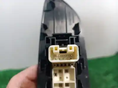 Peça sobressalente para automóvel em segunda mão botão / interruptor elevador vidro dianteiro direito por toyota auris luna+ referências oem iam 7423102530 7423102530 7423102530