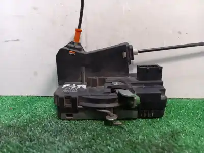 Second-hand car spare part left front door lock for opel combo cargo oem iam references 13203899