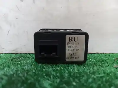 Second-hand car spare part left front power window switch for opel combo cargo oem iam references 13363202 13363202 13363202