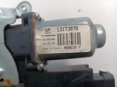 Second-hand car spare part passenger side right window regulator for opel combo cargo oem iam references 13173070 13173070 13173070