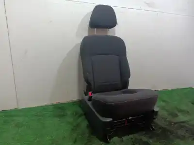 Second-hand car spare part rear left seats for hyundai trajet (fo) 2.0 gls oem iam references   