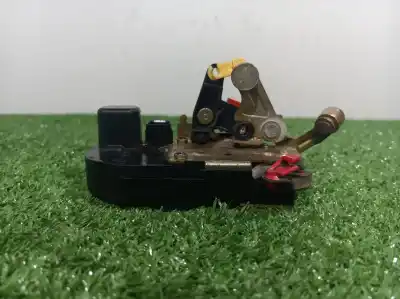 Second-hand car spare part front right door lock for chrysler grand voyager limited oem iam references 