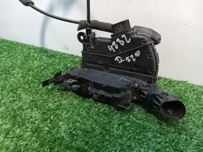 Second-hand car spare part left front door lock for renault captur helly hansen oem iam references 805031332r 40517224 805031332r