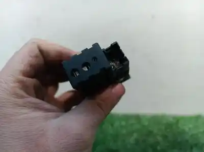 Second-hand car spare part switch for bmw serie 7 (e38) 730il oem iam references 8352259 8352259 8352259