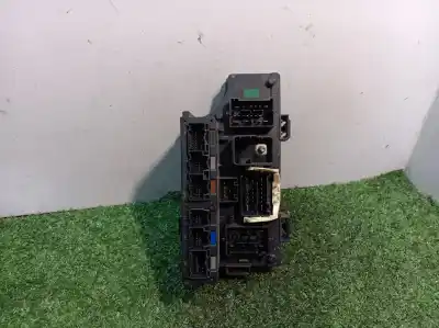 Second-hand car spare part fuse box unit for dodge caliber s oem iam references p04692 p04692207ae p04692