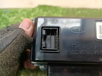 Tweedehands auto-onderdeel multifunctioneel display voor kia cee´d emotion oem iam-referenties 957101h100 etn10 957101h100