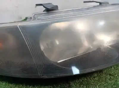 Second-hand car spare part right headlight for seat leon (1m1) last edition oem iam references 1m1941002d 67742701 1m1941002d