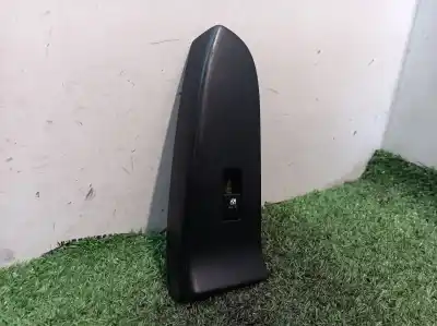 Pezzo di ricambio per auto di seconda mano interruttore alzacristalli anteriore destro per kia cee´d emotion riferimenti oem iam 823611h300 823611h300 823611h300