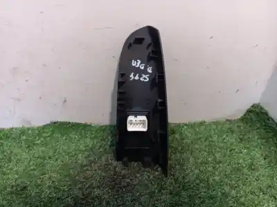 Pezzo di ricambio per auto di seconda mano interruttore alzacristalli anteriore destro per kia cee´d emotion riferimenti oem iam 823611h300 823611h300 823611h300