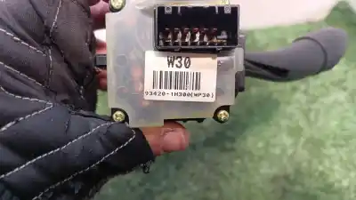 Pezzo di ricambio per auto di seconda mano comando pulito per kia cee´d emotion riferimenti oem iam 3693pa 934201h300 3693pa