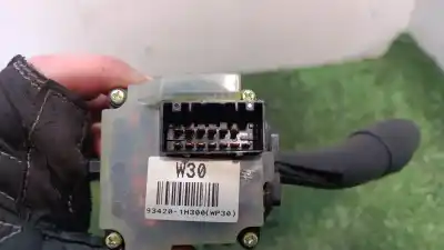 Pezzo di ricambio per auto di seconda mano comando pulito per kia cee´d emotion riferimenti oem iam 3693pa 934201h300 3693pa