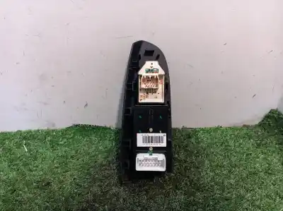 Second-hand car spare part left front power window switch for kia cee´d emotion oem iam references 36949k 36949k 36949k