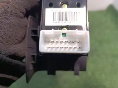 Second-hand car spare part left front power window switch for kia cee´d emotion oem iam references 36949k 36949k 36949k