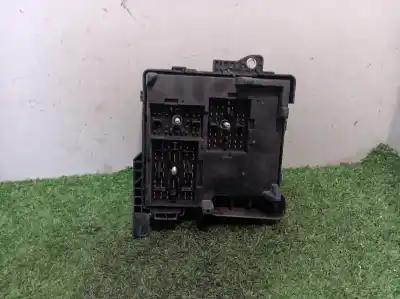 Second-hand car spare part fuse box unit for kia cee´d emotion oem iam references 919501h030 919501h030 919501h030