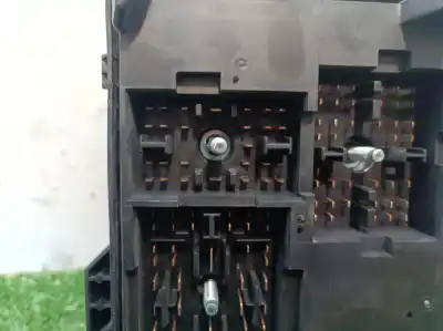 Second-hand car spare part fuse box unit for kia cee´d emotion oem iam references 919501h030 919501h030 919501h030