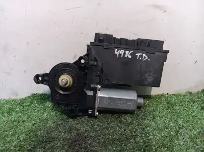 Pezzo di ricambio per auto di seconda mano motore alzacristalli posteriore destro per audi a4 berlina (8e) 1.9 tdi (96kw) riferimenti oem iam 8e0959802a