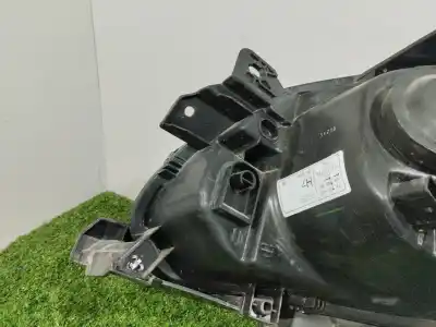 Second-hand car spare part right headlight for renault clio iii 1.2 20 aniversario oem iam references 20a793b 20a793b 20a793b