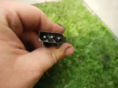 Second-hand car spare part trunk lock for bmw serie 7 (e65/e66) 6.0 cat oem iam references 7014872 070144872 fs578va