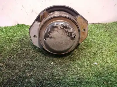 Second-hand car spare part engine support for bmw serie 7 (e65/e66) 6.0 cat oem iam references 676394401 68623513 676394401