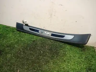 Peça sobressalente para automóvel em segunda mão moldagem por bmw serie 7 (e65/e66) 6.0 cat referências oem iam 7070663 8223553 7051873