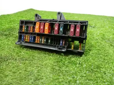 Second-hand car spare part fuse box unit for bmw serie 7 (e65/e66) 6.0 cat oem iam references 18560 18560 18560