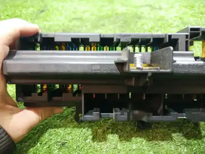 Second-hand car spare part fuse box unit for bmw serie 7 (e65/e66) 6.0 cat oem iam references 18560 18560 18560