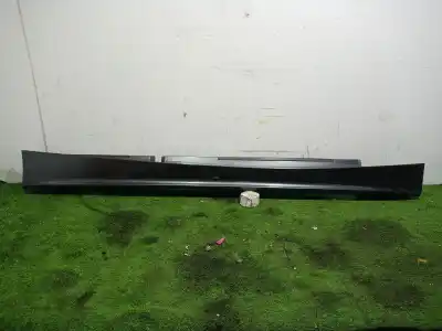 Second-hand car spare part Side Skirt for BMW 1 (E87) 116 i OEM IAM references 51717147402 22944911 51717147402