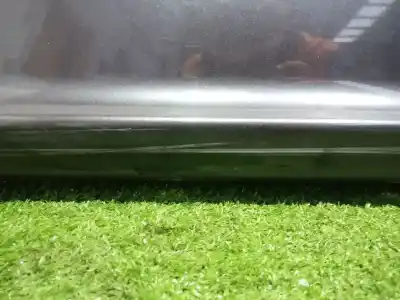 Peça sobressalente para automóvel em segunda mão embaladeira lateral por bmw 1 (e87) 116 i referências oem iam 51717147402 22944911 51717147402