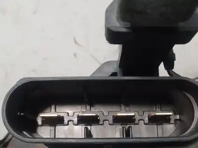 Pezzo di ricambio per auto di seconda mano scatola relè/fusibili per bmw serie 7 (e65/e66) 6.0 cat riferimenti oem iam 61138387568 10688710 61138387568