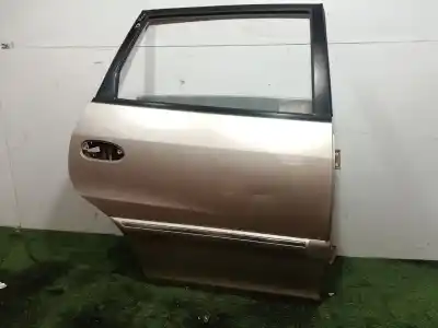 Автозапчастина б/у двері задні праві для kia carens * посилання на oem iam   